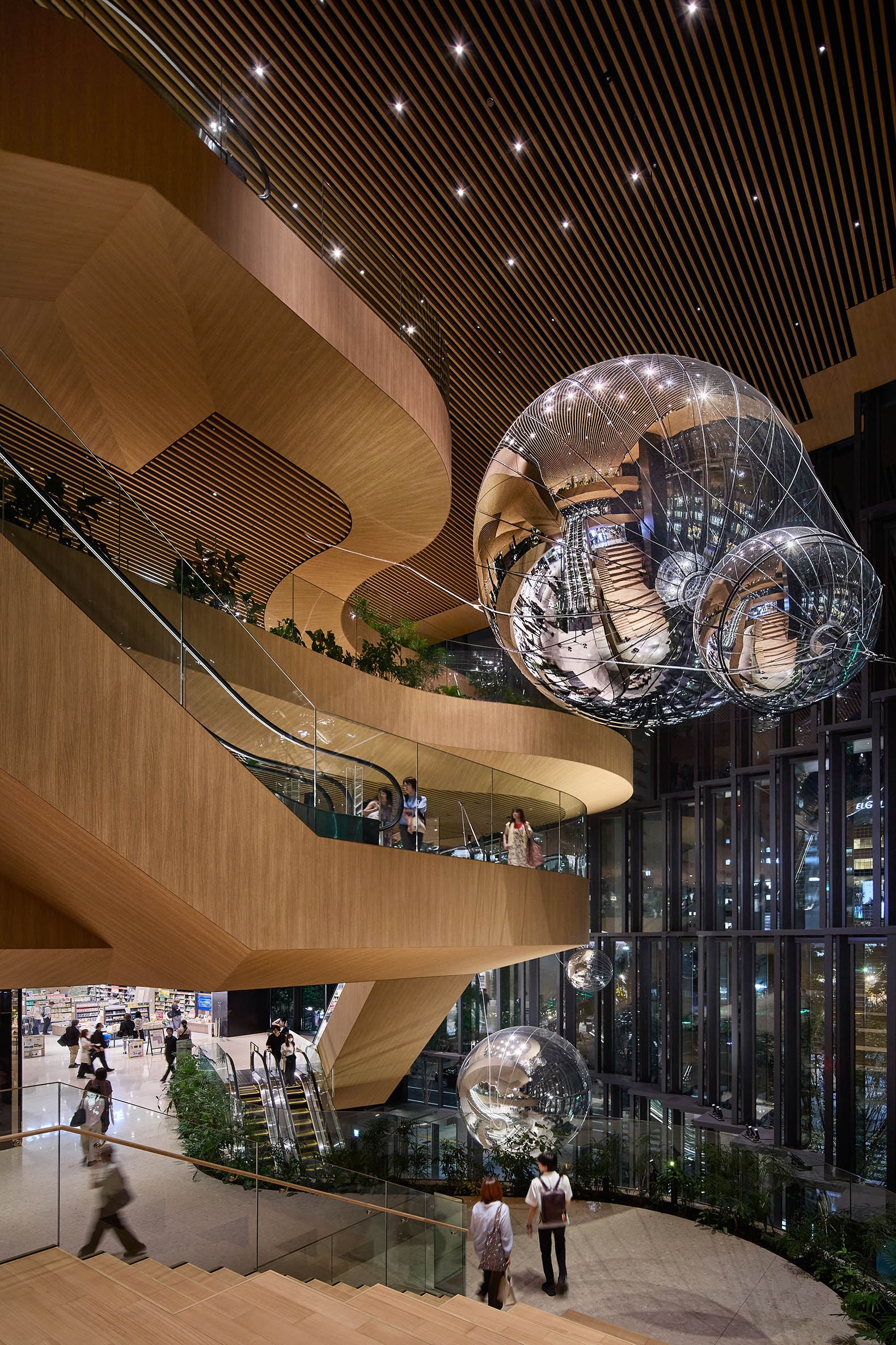 Tenjin Business Center II by OMA. Photograph by Tomoyuki Kusunose.