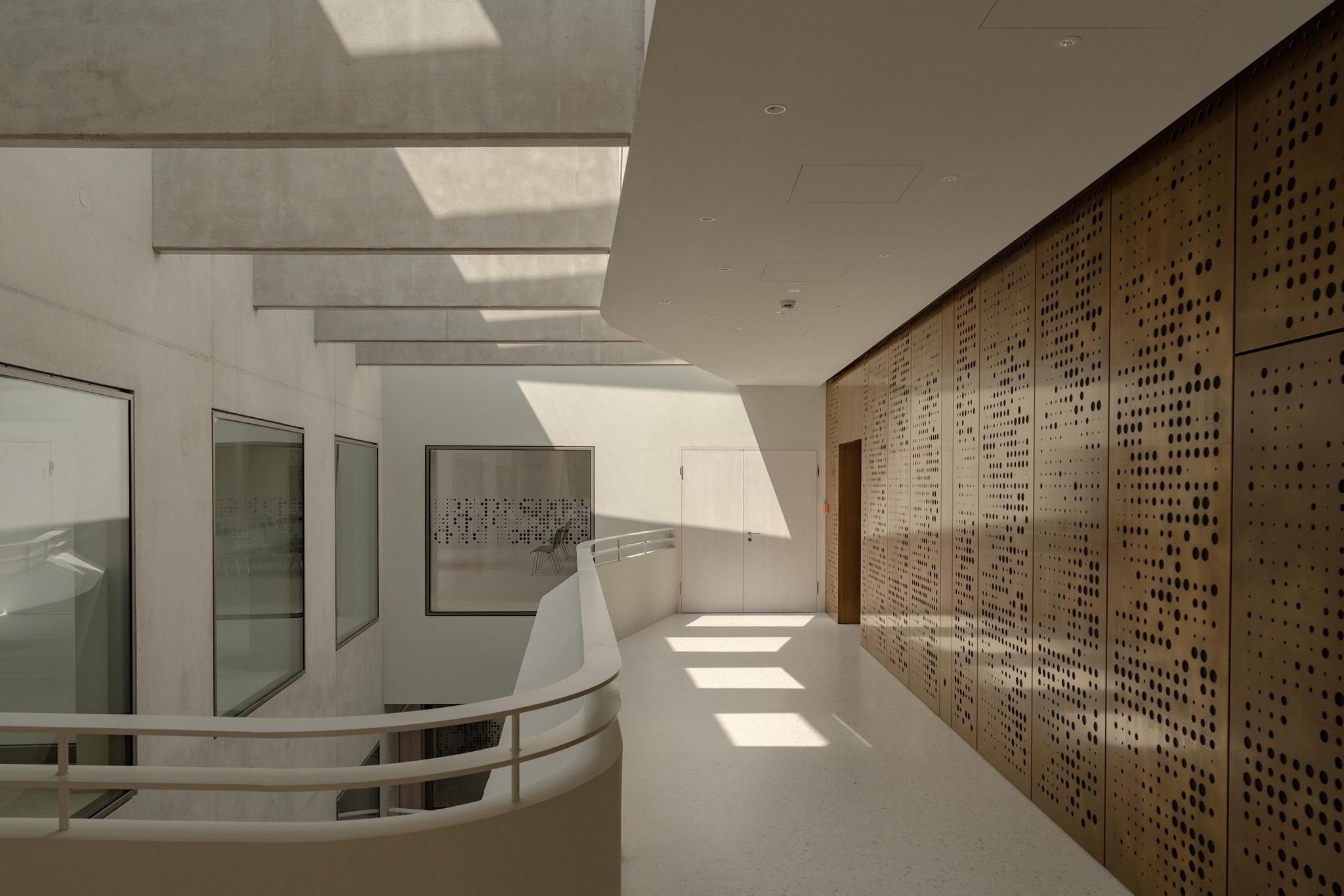 Universidad Mozarteum en el Kurgarten (UMAK) por Berger+Parkkinen. Fotografía por Ana Barros.
