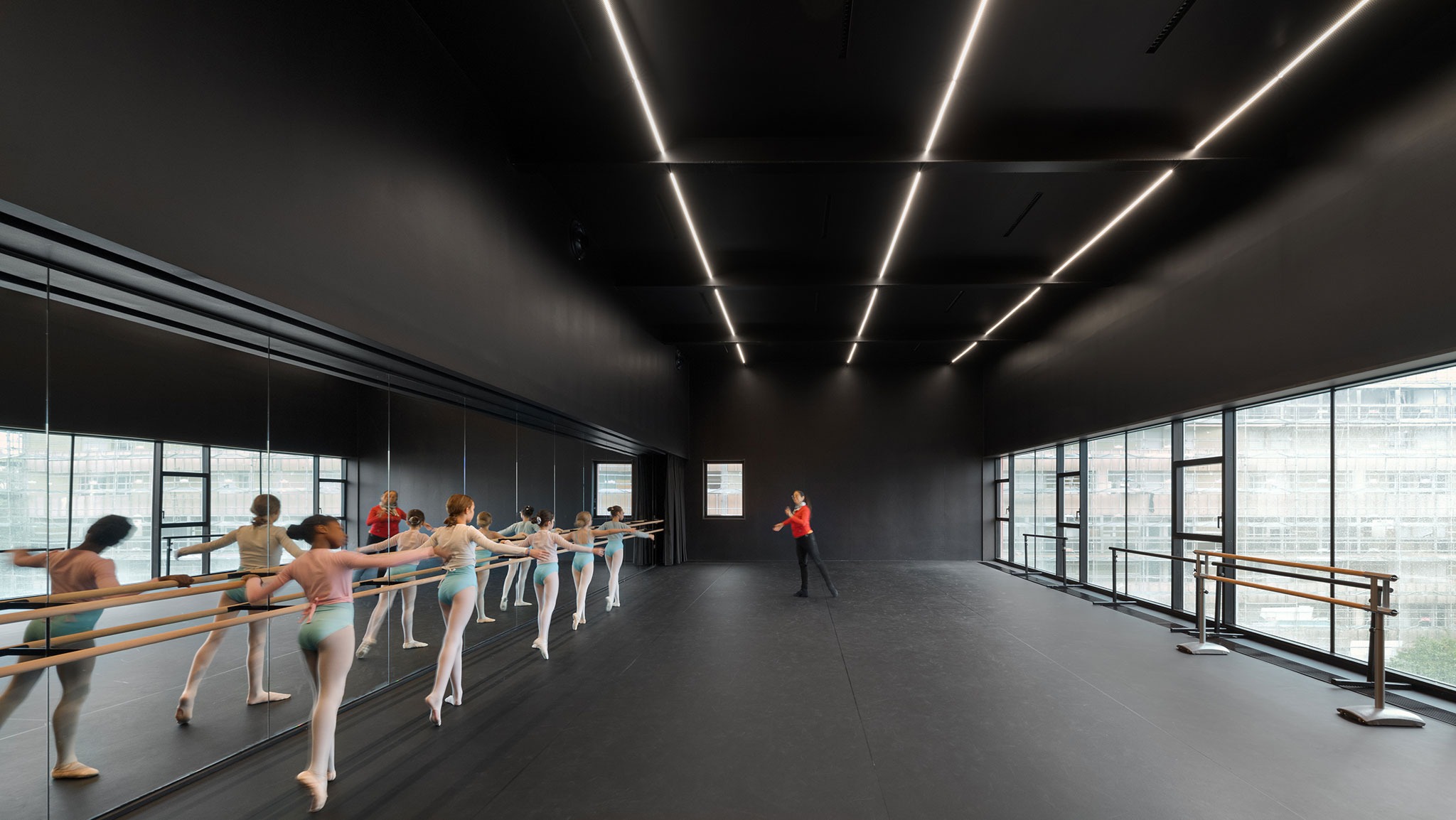 Conservatorio de Danza, Música y Teatro en Massy por Dominique Coulon & associés. Fotografía por Eugeni Pons.