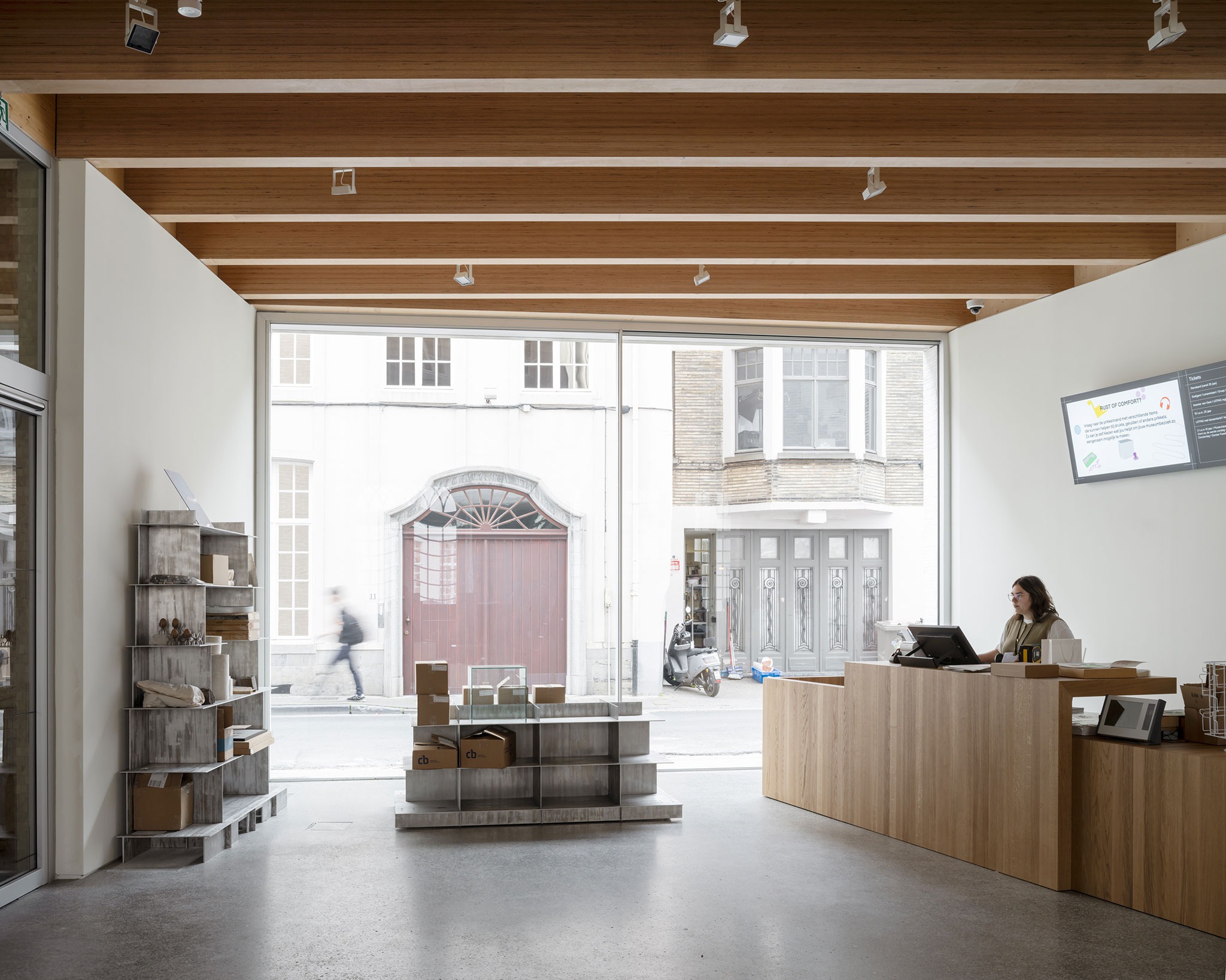 El Design Museum Gent por Carmody Groarke y ATAMA. Fotografía por Johan Delil