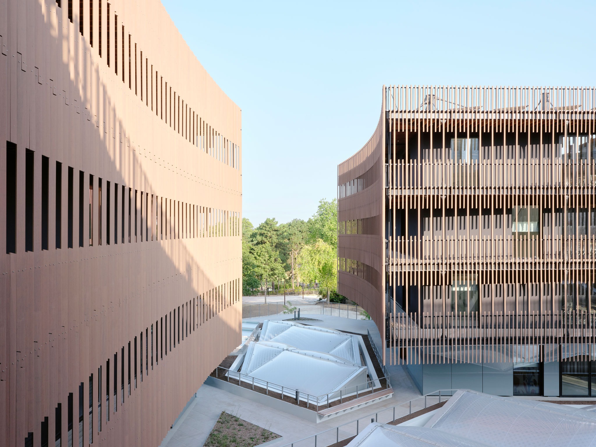 Campus du Parc by It's architecture. Photograph by Francesca Iove.