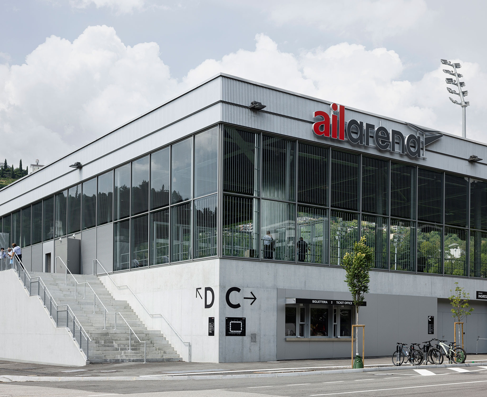 Arena Sportive by Cruz y Ortiz Arquitectos SLP + Giraudi Radczuweit Architetti Sagl. Photograph by Fernando Alda.