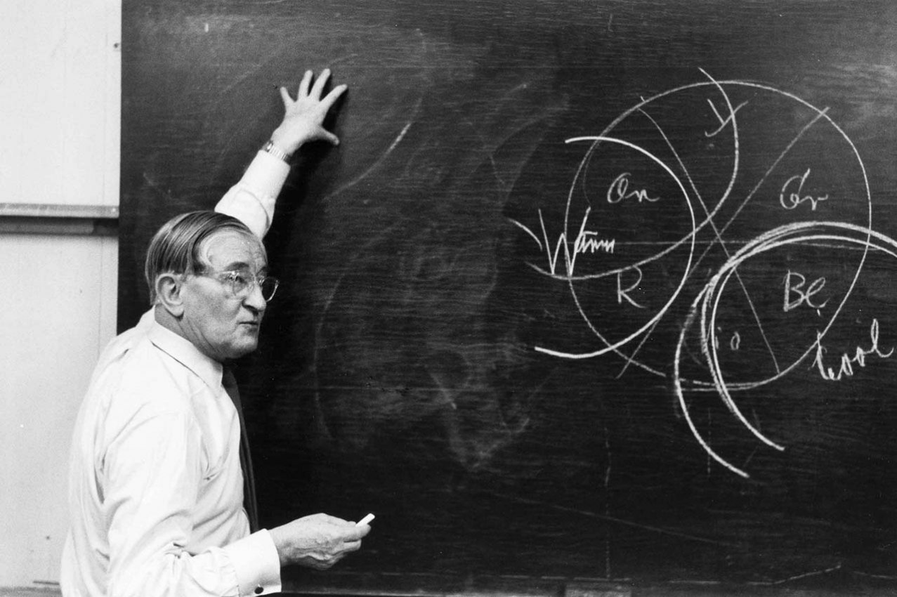 Josef Albers. Minimum Means, Maximum Effect | METALOCUS Josef Albers. Minimum Means, Maximum Effect | METALOCUS