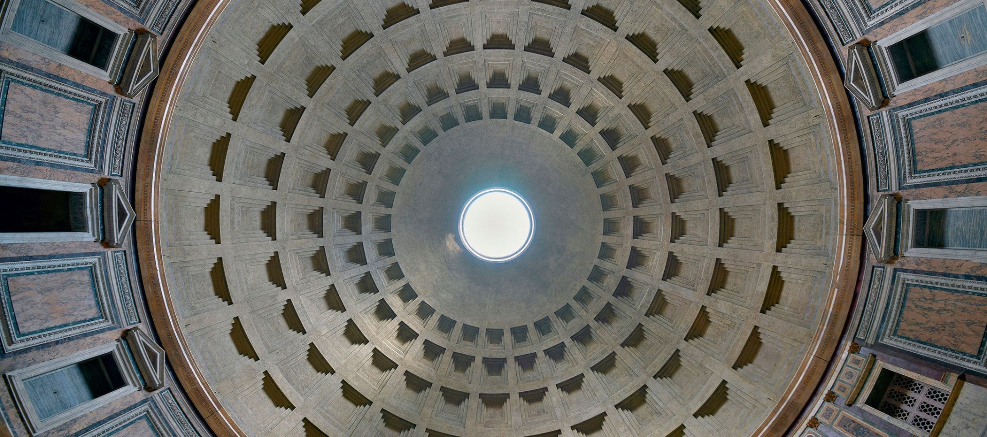 Un edificio construido con hormigón y luz. Panteón de Agripa por Apolodoro  de Damasco | Sobre Arquitectura y más | Desde 1998