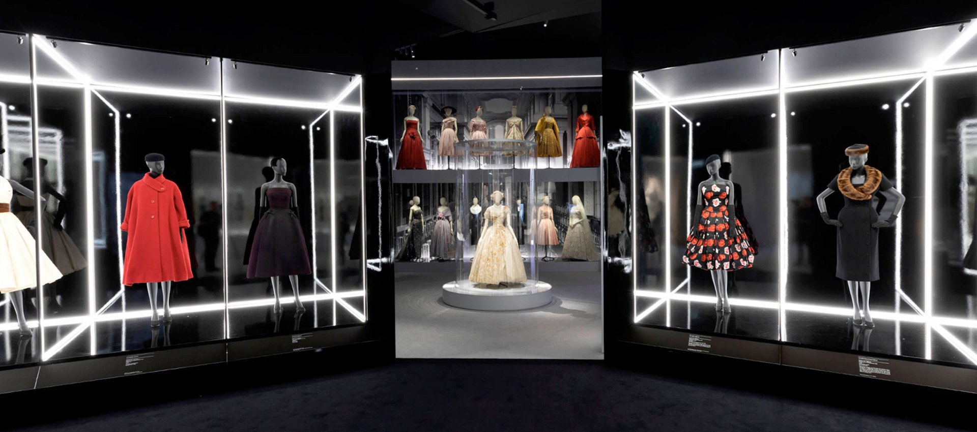 Inside Glorious "Christian Dior: Designer of Dreams" exhibition at V&A | The Strength of Architecture | From 1998
