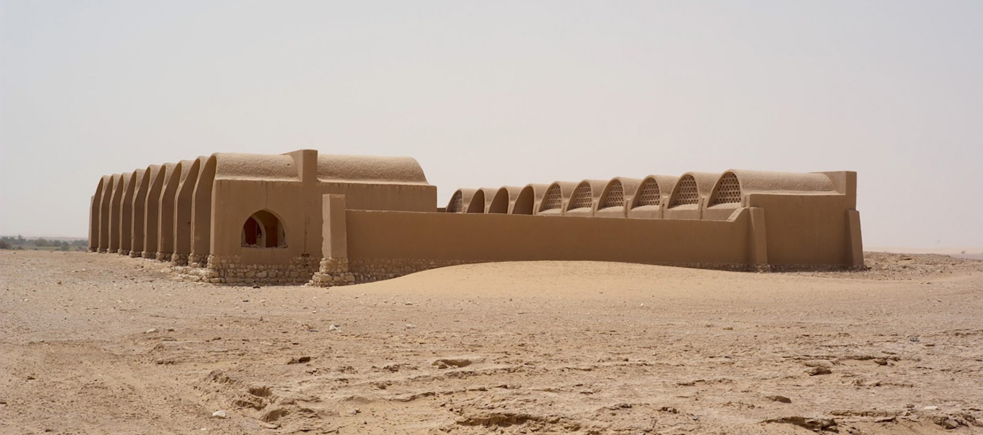 The Great Utopias By Hassan Fathy Badly Managed By Governments the-great-utopias-by-hassan-fathy-badly-managed-by-governments