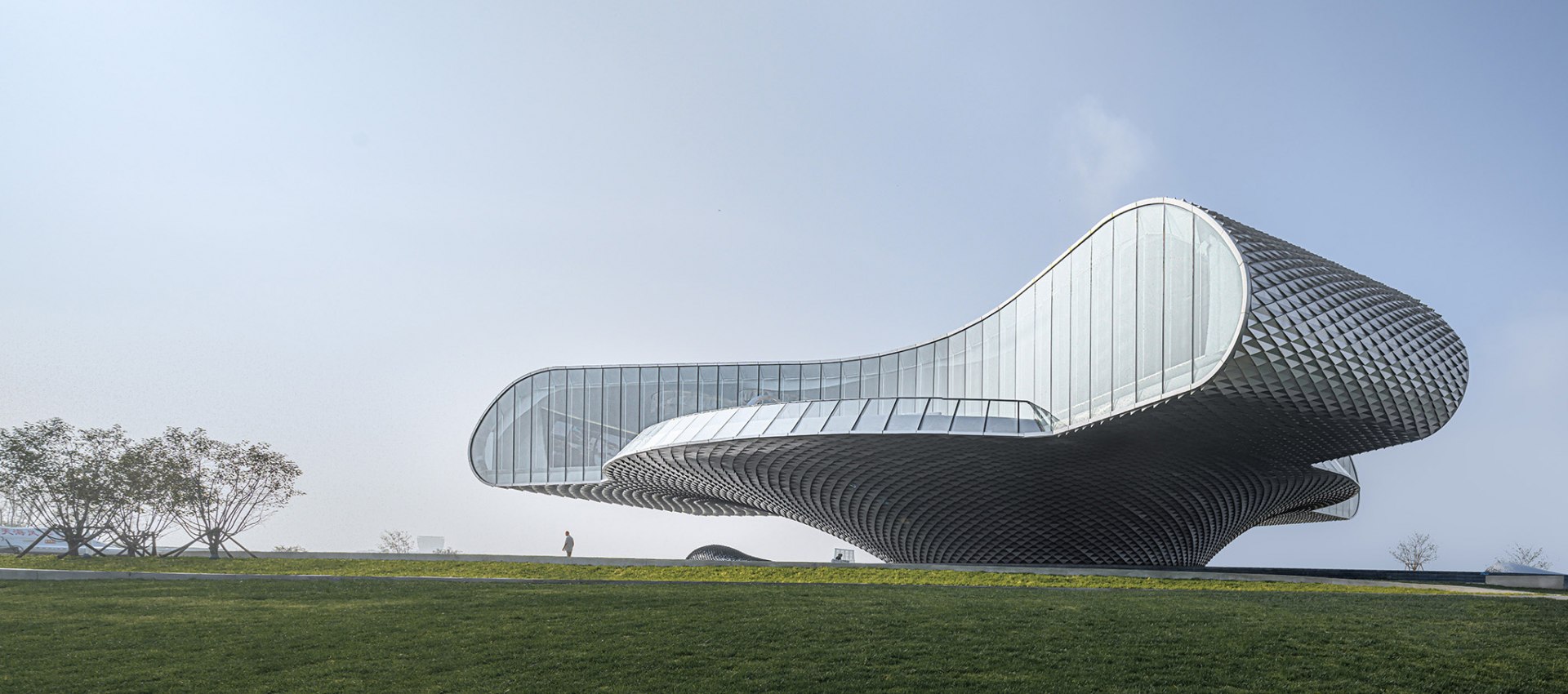 Everything is parametric water. Shimao The Wave by Lacime