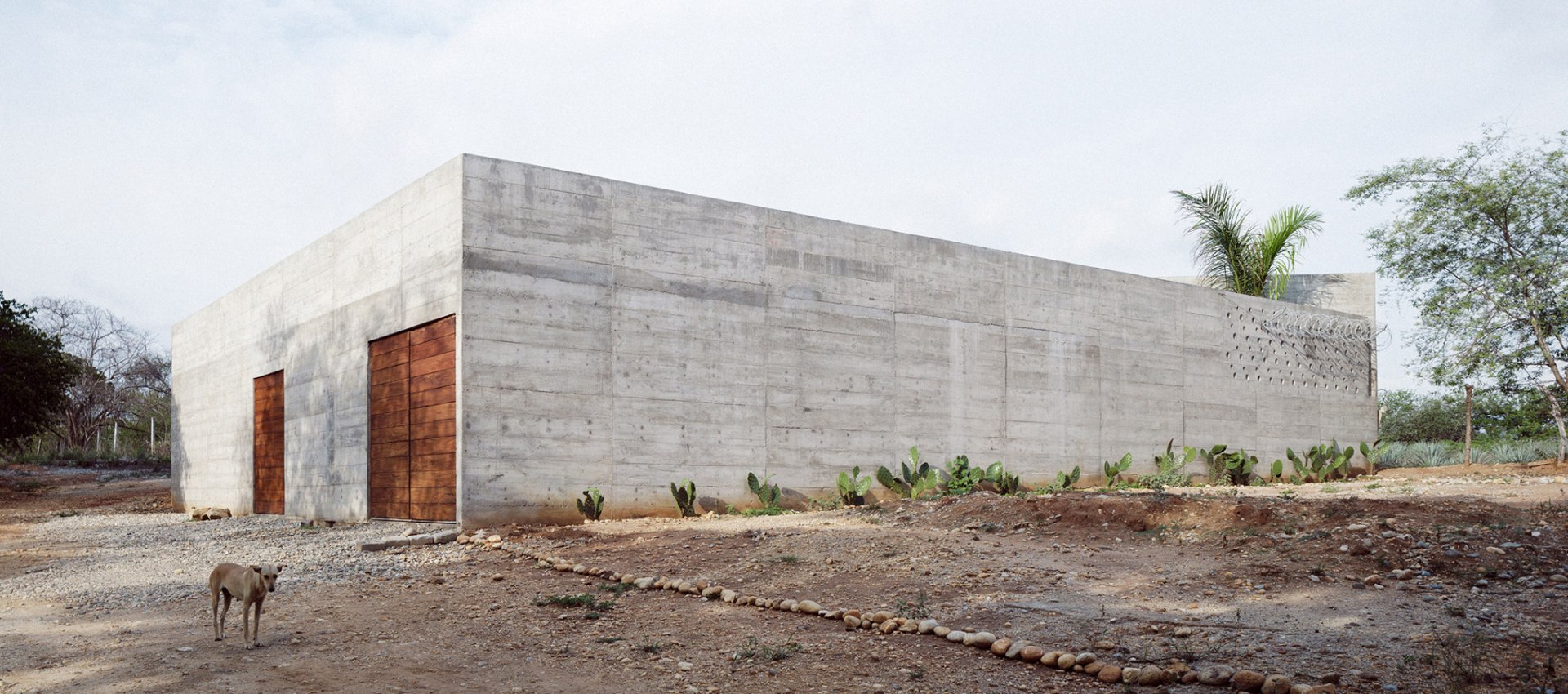 An open-sky fortress. Casa Zicatela by Ludwig Godefroy