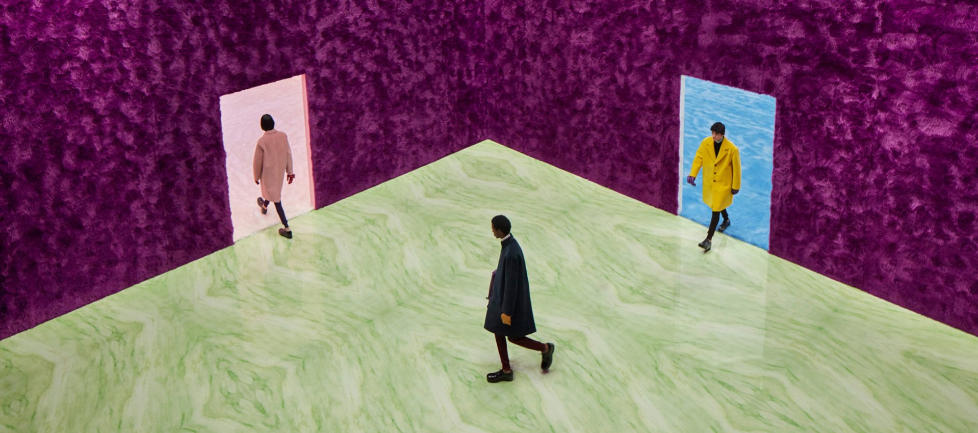 Koolhaas and AMO desing the support for real-virtual catwalk of Prada  fashion collection | The Strength of Architecture | From 1998
