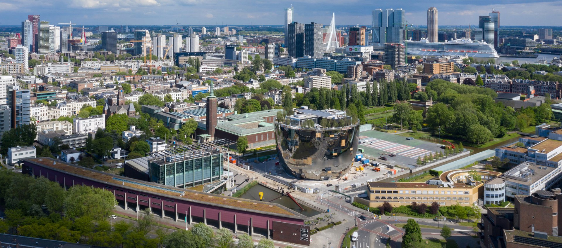 Rotterdam, Best Architecture Guide. 20 works (or more) understand why is the largest design laboratory in Europe | The Strength of Architecture | From 1998