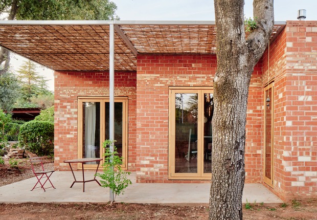 Casa GJ por Alventosa Morell Arquitectes. Fotografía por José Hevia