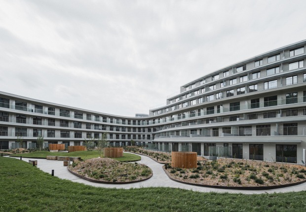 Diorit Residence por Architekti DRNH. Fotografía por Pavel Barták