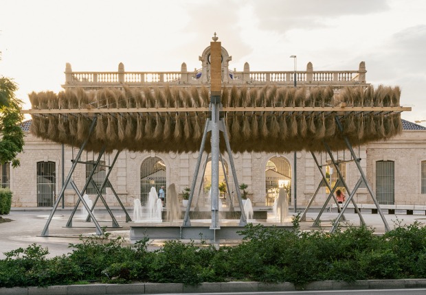 Pabellón temporal Espartal por ELE Arkitektura, GA Estudio, Florencia Galecio y Juan Gubbins. Fotografía por Simone Marcolin