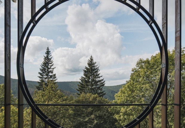 Cabaña «Strážné» por Mimosa. Fotografía por Petr Polák