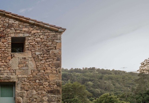 Casa Mínima por Estudio Mínima. Fotografía por Biderbost Photo