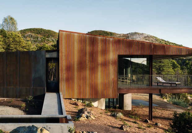 Pine Flat by Faulkner Architects. Photograph by Joe Fletcher
