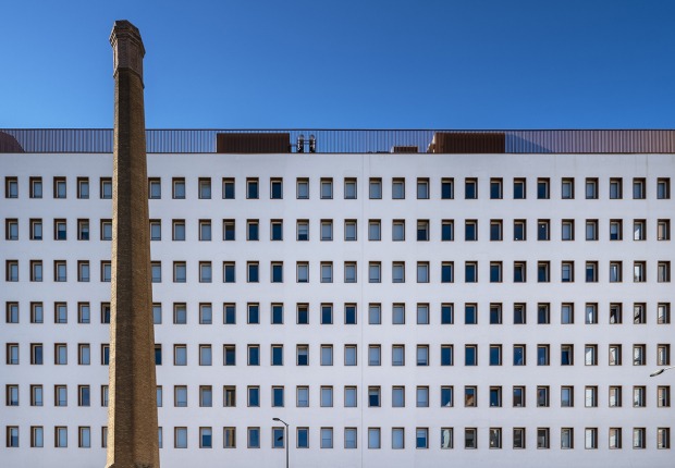 Residencia de estudiantes en Burjassot por Martín Lejarraga Oficina de Arquitectura. Fotografía por David Frutos