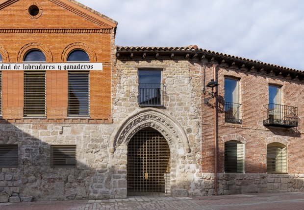 "Espacio Joven" by Óscar Miguel Ares. Photograph by Gabriel Gallegos Alonso