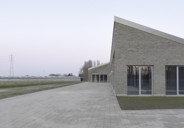 Pegode por ENOF Architectuur. Fotografía por Franziska Krieck