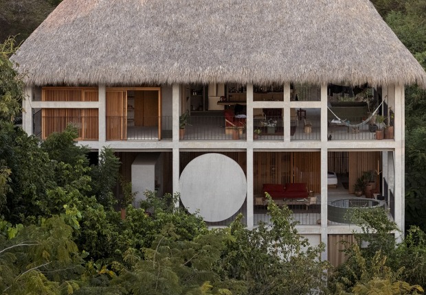 "Casa Eva" by S-AR. Photograph by César Belio C B S T D