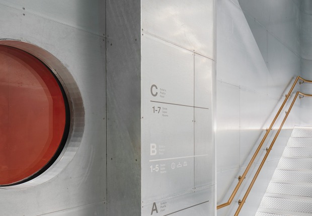 Space Alkar contemporary art collection by estudio Herreros. Photography by José Hevia.
