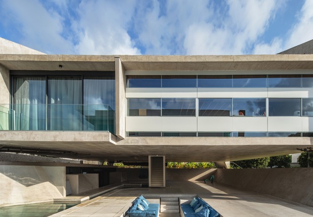 Casa HAVEBLUE por Yuri Vital Arquiteto. Fotografía por Nelson Kon