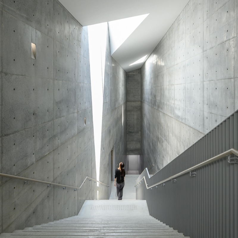 Naoshima New Museum of Art by Tadao Ando. Photograph by GION