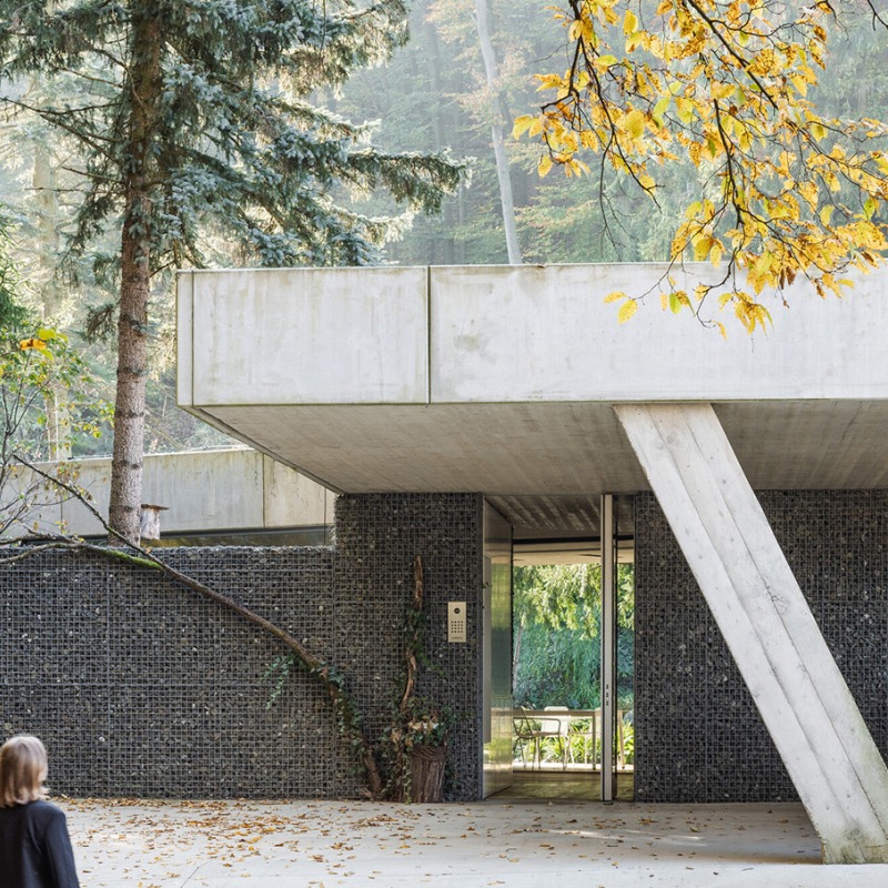 Banánka house by Paulíny Hovorka Architects. Photograph by Matej Hakár