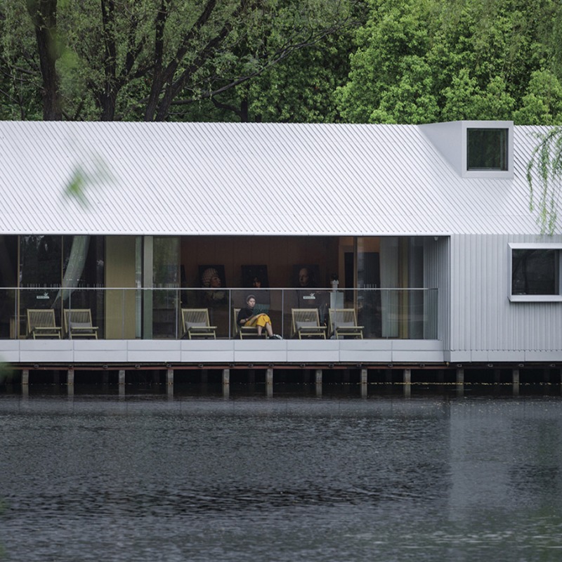 «The Lake House - Life Experience Pavilion» por Wutopia Lab. Fotografía por Guowei Liu