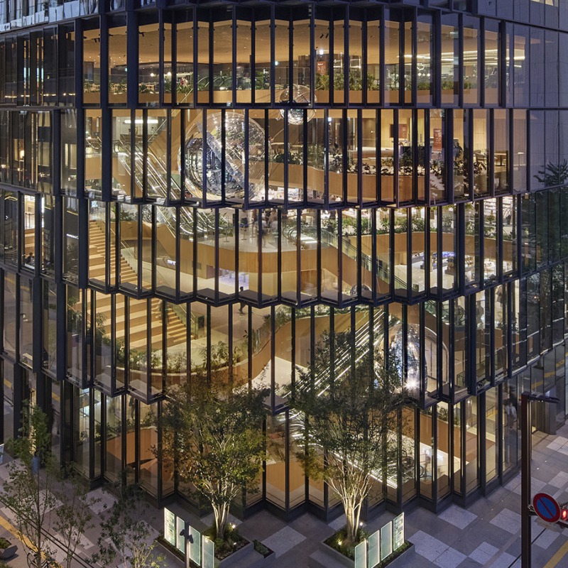 Centro de Negocios Tenjin II por OMA. Fotografía por Tomoyuki Kusunose
