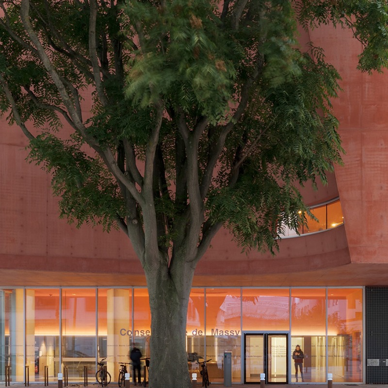 Conservatorio de Danza, Música y Teatro por Dominique Coulon & associés. Fotografía por Eugeni Pons