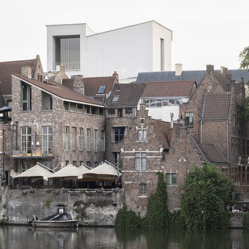 El Design Museum Gent por Carmody Groarke y ATAMA. Fotografía por Michiel De Cleene