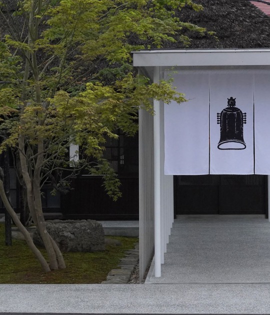 Renovation Project of an old house with thatched roof by Shotaro Oshima. Photograph by S.Kaimai