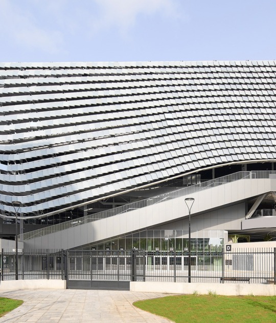 Roig Arena by HOK and ERRE. Photograph by Hufton + Crow   Roig Arena by HOK and ERRE. Photograph by Hufton + Crow