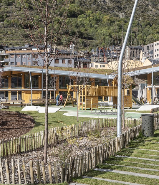 Parc de l’Ossa por Altura arquitectes. Fotografía por Rafael Vargas 