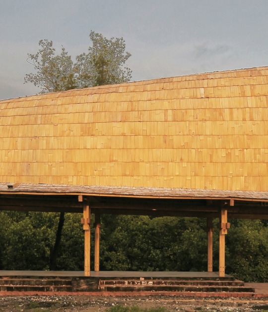 The Bale Bio pavilion by Cave Urban. Photograph by Iwan Sastrawan