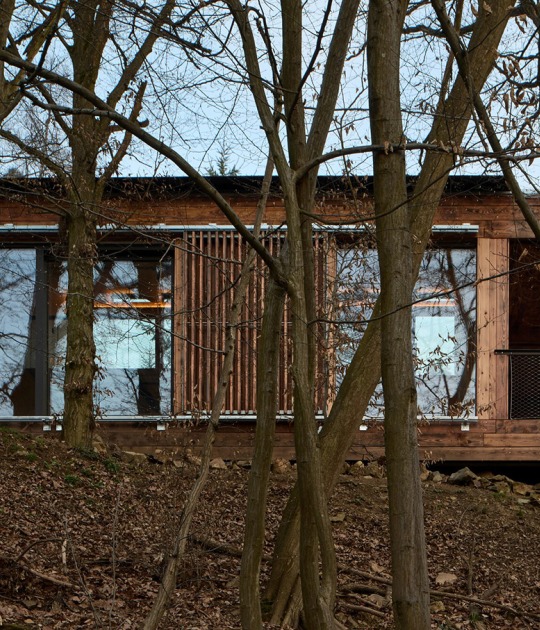 Casa Medník por Päivä architekti. Fotografía por Radek Úlehla
