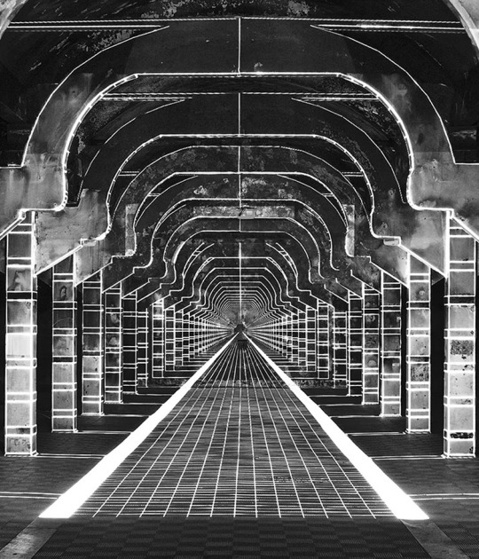 Quadratura: Site-specific installation. 2010