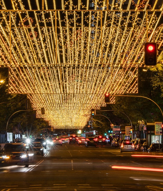 "Eternal Sunrise" Light Installation in Goya by Ben Busche / Brut Deluxe. Photograph by ImagenSubliminal