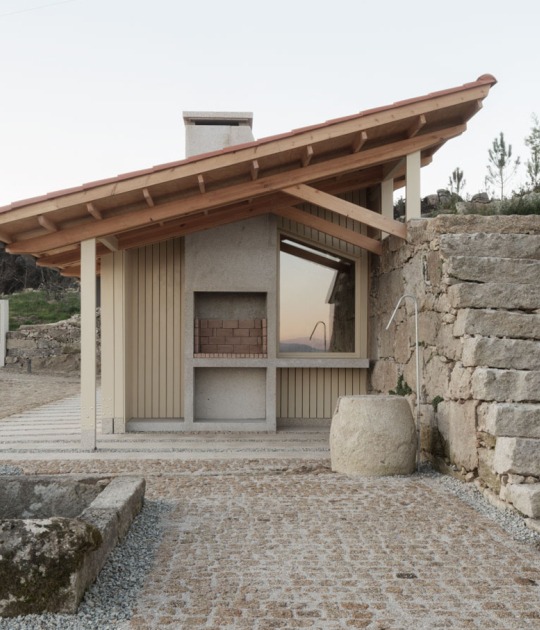 Centro Social Multiusos por Gómez Magide + Dipre Mazza + Díaz González. Fotografía por Luis Díaz Díaz