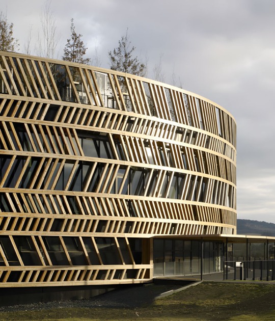 Museo de Alésia y Parque Arqueológico por Bernard Tschumi. Fotografía por Christian Richters