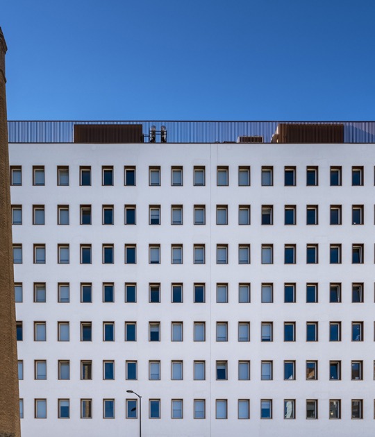 Student residence in Burjassot by Martín Lejarraga Oficina de Arquitectura. Photograph by David Frutos