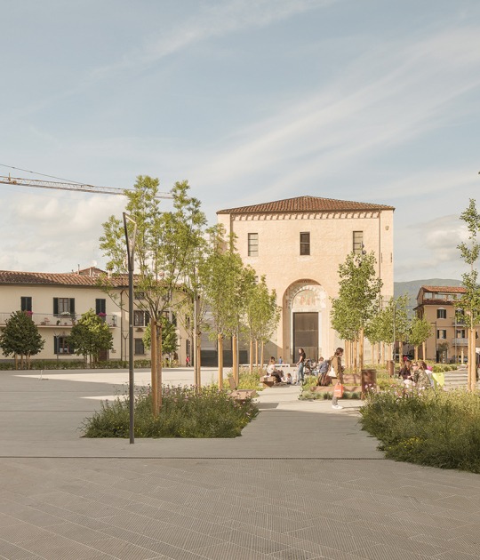 Plaza San Lorenzo en Pistoia por MICROSCAPE. Fotografía por Filippo Poli