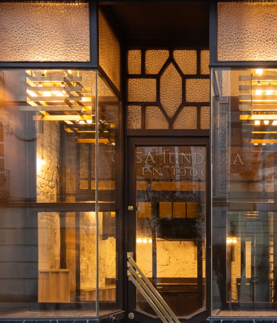 Former "Cuchillerías Blanco" premises renovation by Óscar Miguel Ares. Photography by Gabriel Gallegos Alonso