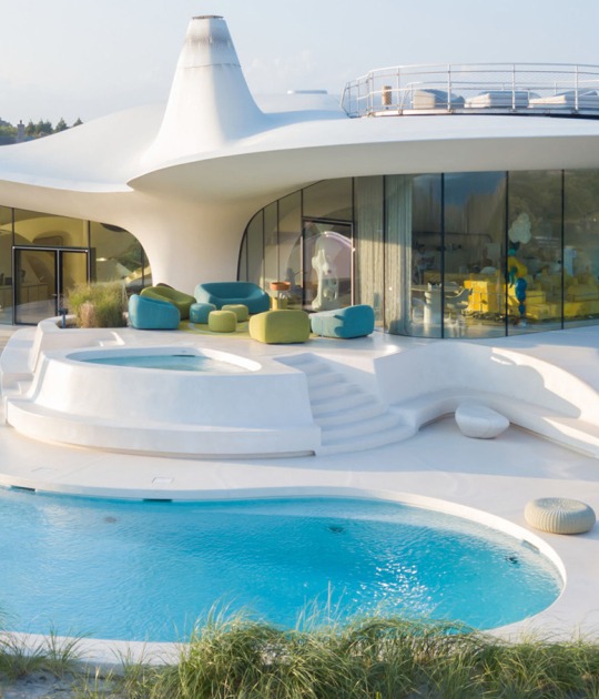 Blue Dream House by Diller Scofidio + Renfro. Photograph by Iwan Baan