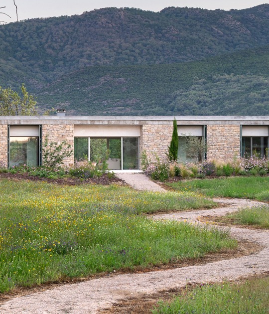 RJ House by Estudio Arquitectura Hago. Photograph by Gabriel Gallego