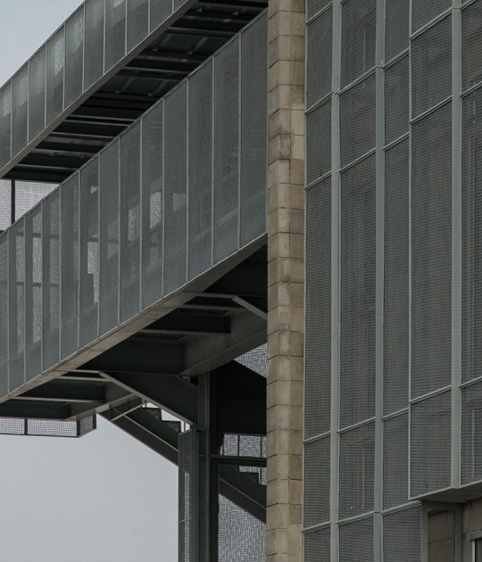 LPP Industrial Facility by PHTAA. Photograph by Kukkong Thirathomrongkiat