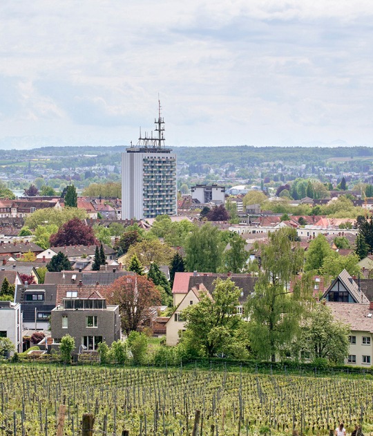 Torre Telekom por Sauerbruch Hutton. Fotografía por Helmuth Scham BFF