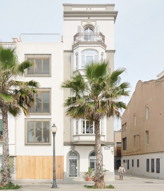PR21 House by Alventosa Morell + Pàmies Arquitectura. Photograph by José Hevia