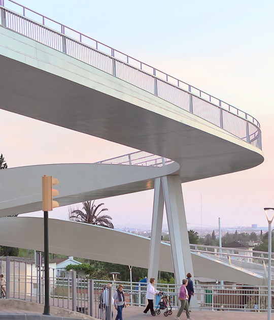 Molina de Segura footbridge by FVAI. Photography by Milena Villalba